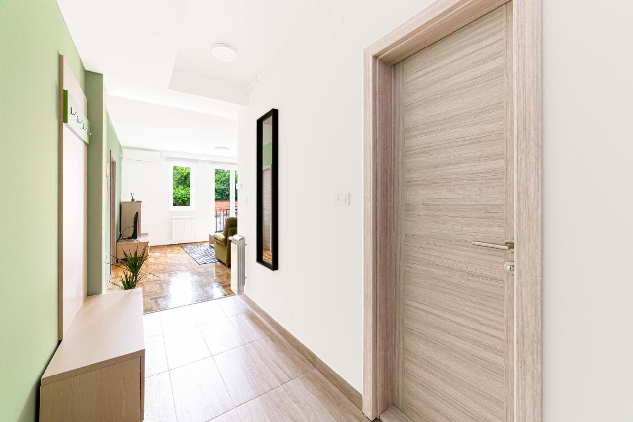 Djokic Apartments Kragujevac Esterno foto