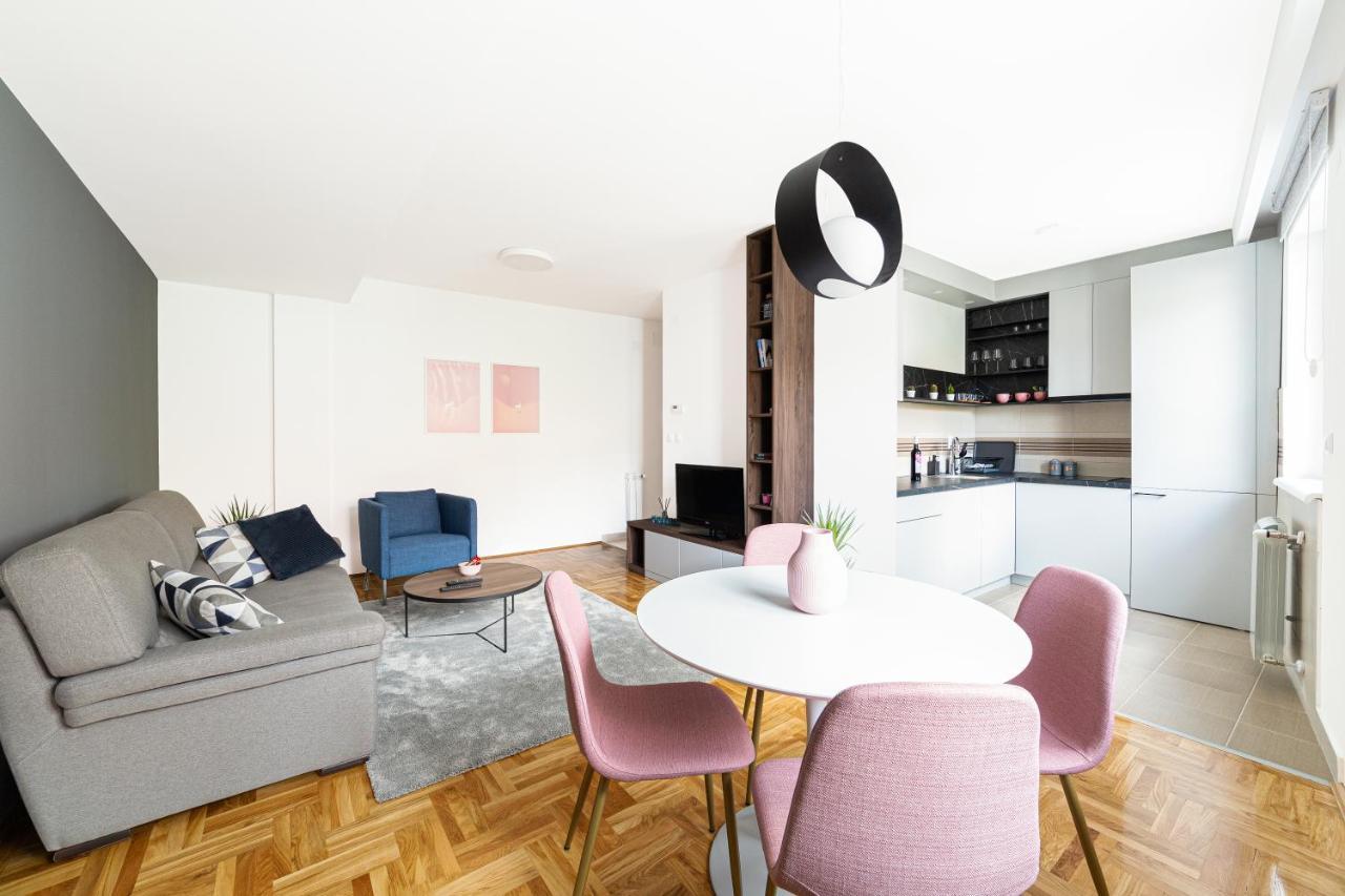 Djokic Apartments Kragujevac Esterno foto