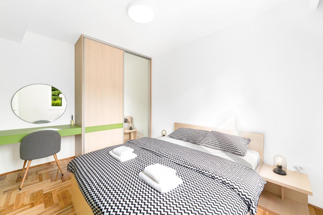 Djokic Apartments Kragujevac Esterno foto