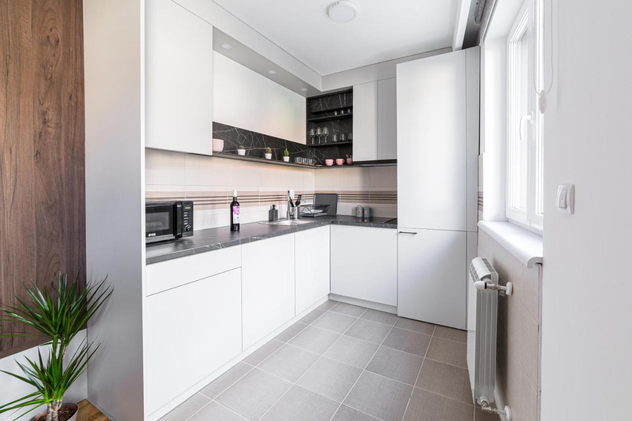 Djokic Apartments Kragujevac Esterno foto